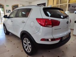 KIA SPORTAGE X-TECH lleno