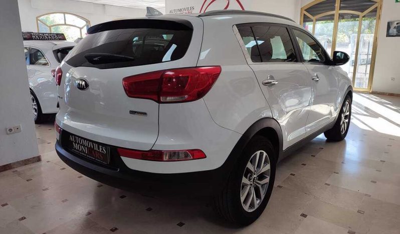 KIA SPORTAGE X-TECH lleno