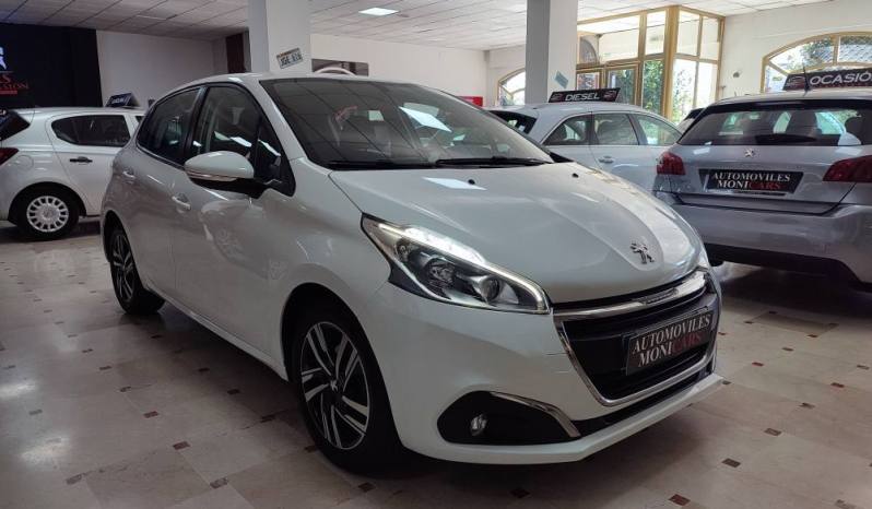 PEUGEOT 208 lleno