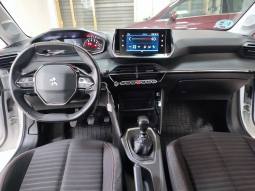 PEUGEOT 208 lleno