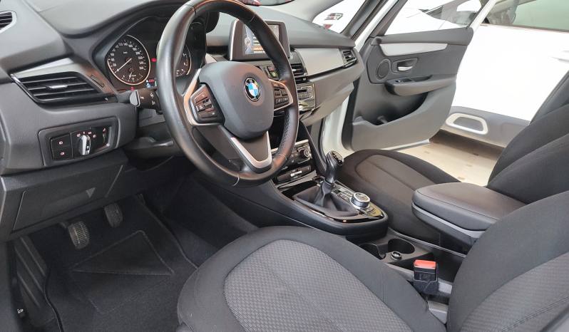 BMW 216d ACTIVE TOURER lleno