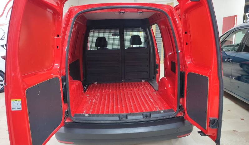 VOLKSWAGEN CADDY KASTEN BLUEMOTION lleno
