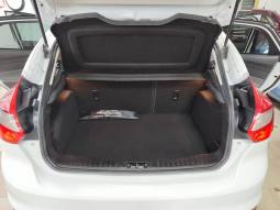 FORD FOCUS lleno