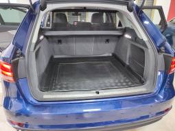 AUDI A4 AVANT ULTRA ADVANCE EDITION lleno