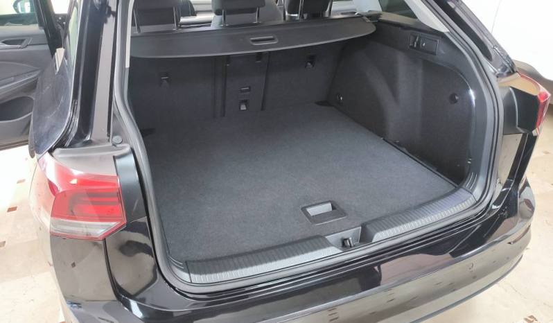 VOLKSWAGEN GOLF VIII LIFE lleno