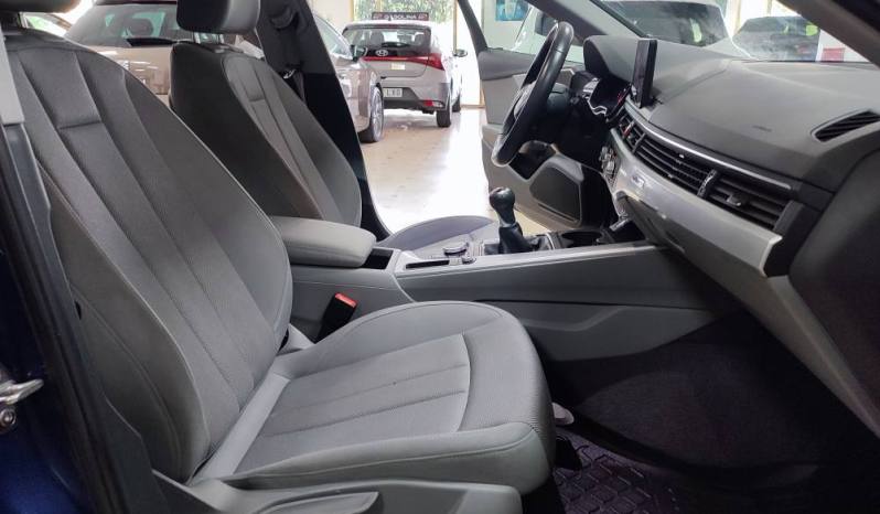 AUDI A4 AVANT ULTRA ADVANCE EDITION lleno