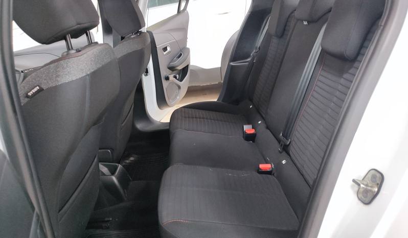 PEUGEOT 208 lleno