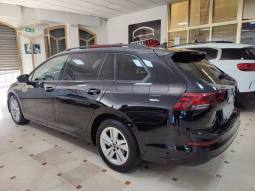 VOLKSWAGEN GOLF VIII LIFE lleno