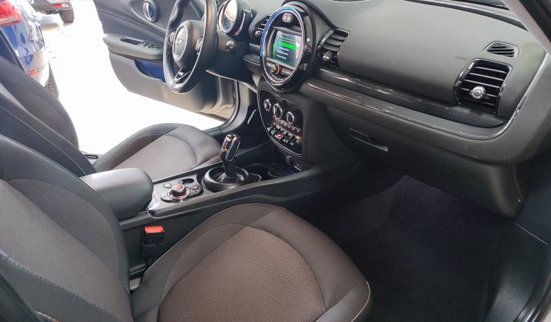 MINI CLUBMAN ONE lleno