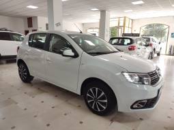 DACIA SANDERO lleno