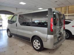 NISSAN PRIMASTAR lleno