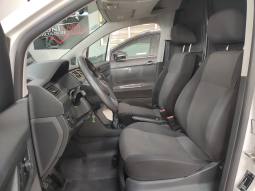 VOLKSWAGEN CADDY lleno