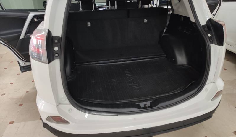 TOYOTA RAV4 lleno