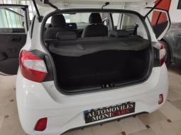 HYUNDAI i10 ESSENCE lleno