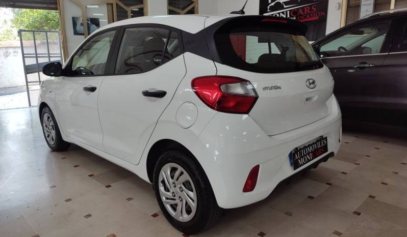 HYUNDAI i10 ESSENCE lleno
