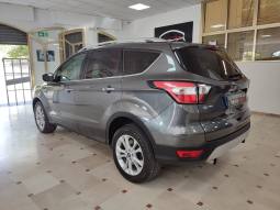 FORD KUGA TITANIUM lleno