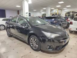 TOYOTA AVENSIS 2.0 D-4D ADVANCE lleno