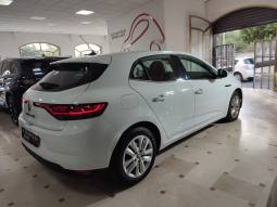 RENAULT MEGANE BUSINESS lleno
