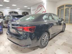 TOYOTA AVENSIS 2.0 D-4D ADVANCE lleno