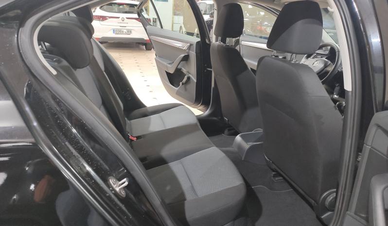 Skoda Octavia lleno
