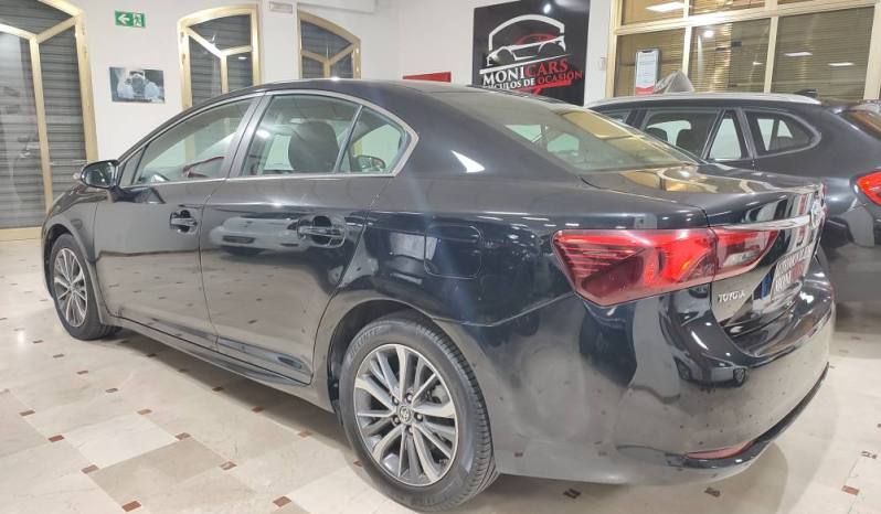 TOYOTA AVENSIS 2.0 D-4D ADVANCE lleno