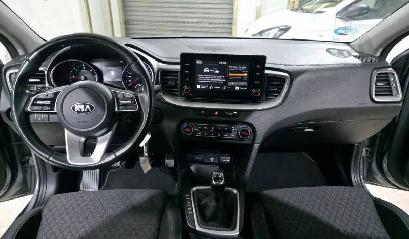 KIA XCEED DRIVE lleno