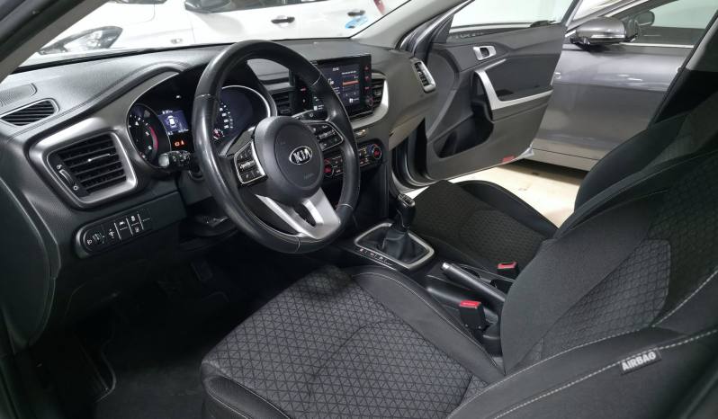 KIA XCEED DRIVE lleno