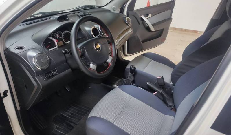 CHEVROLET AVEO LT lleno