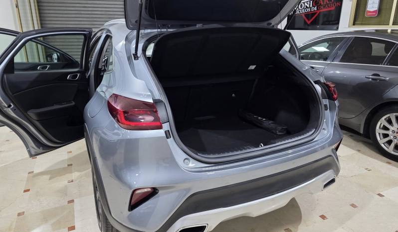 KIA XCEED DRIVE lleno