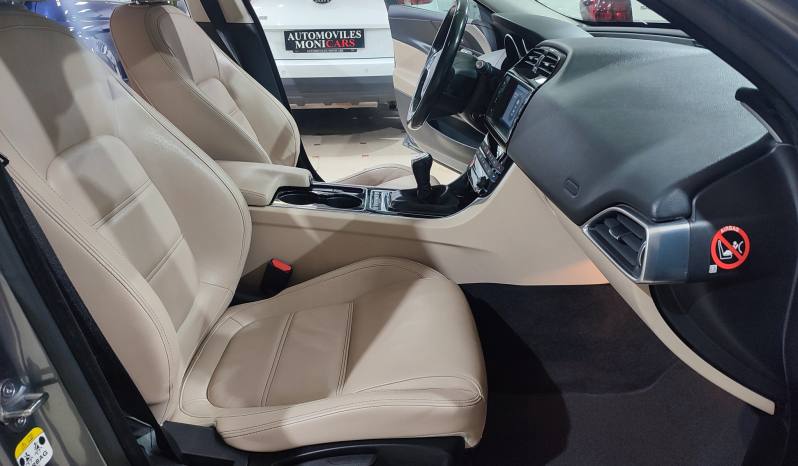 JAGUAR XE lleno