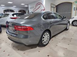 JAGUAR XE lleno