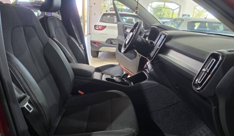 VOLVO XC40 D3 Business plus lleno