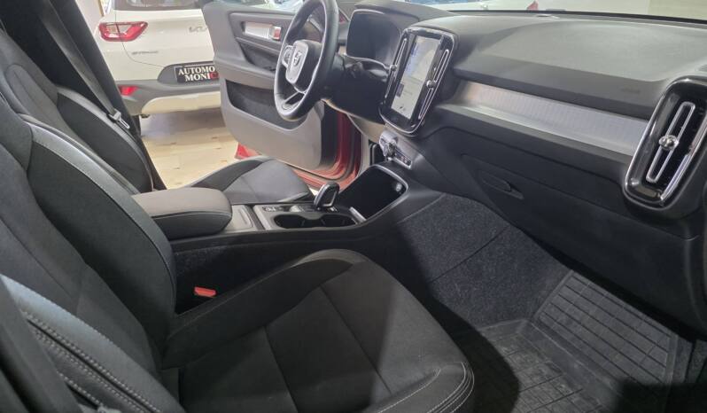 VOLVO XC40 D3 Business plus lleno