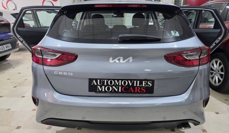 KIA CEED lleno