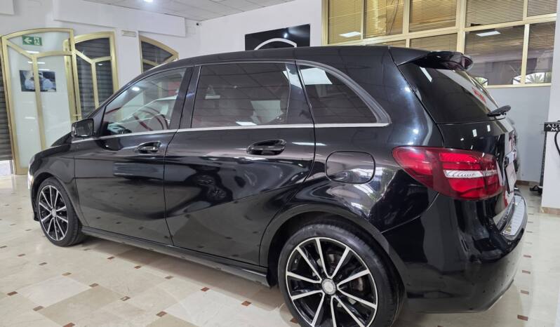 MERCEDES-BENZ B180CDI lleno