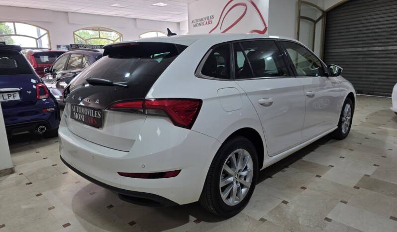 SKODA SCALA AMBITION lleno