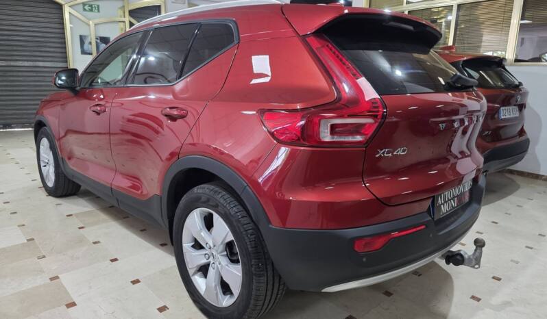 VOLVO XC40 D3 Business plus lleno