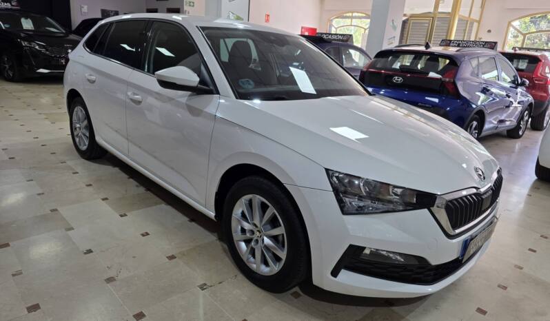 SKODA SCALA AMBITION lleno
