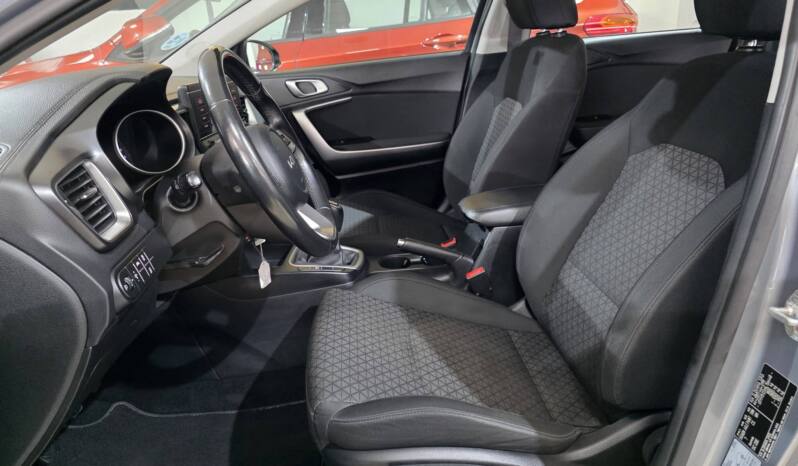 KIA CEED lleno