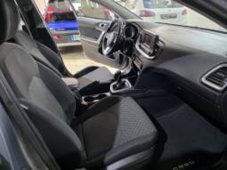 KIA CEED lleno