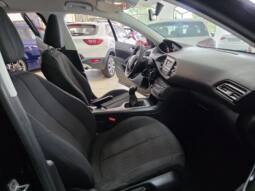PEUGEOT 308 lleno