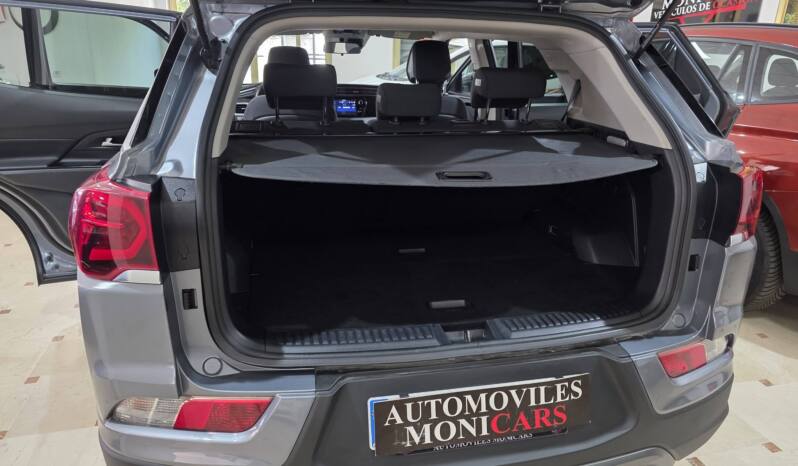 SSANGYONG KORANDO Limited 4×2 lleno