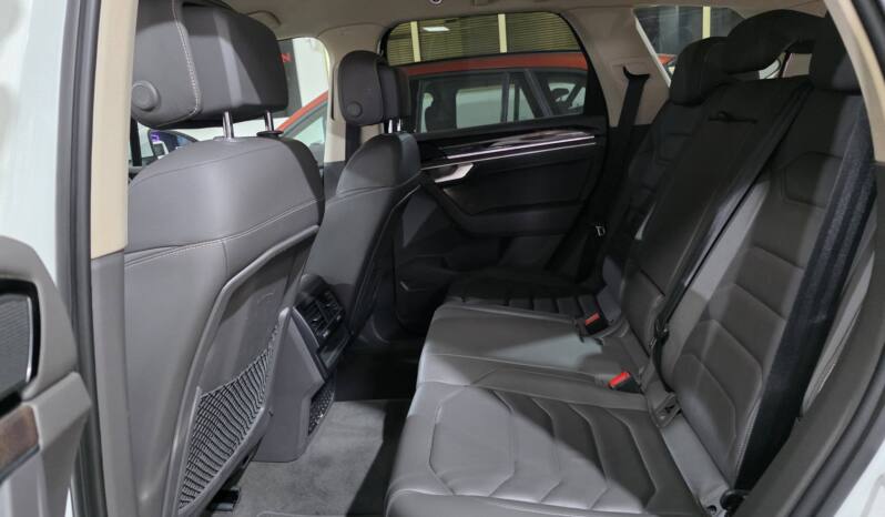 VOLKSWAGEN TOUAREG lleno