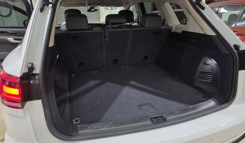 VOLKSWAGEN TOUAREG lleno