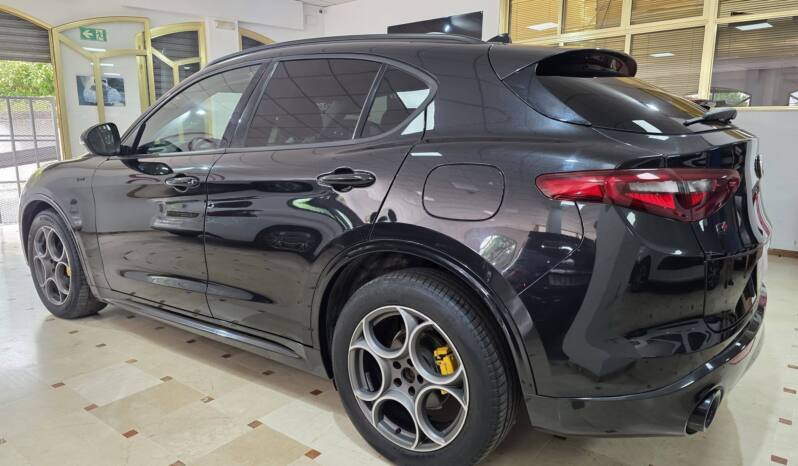 ALFA ROMEO STELVIO SPRINT Q4 lleno