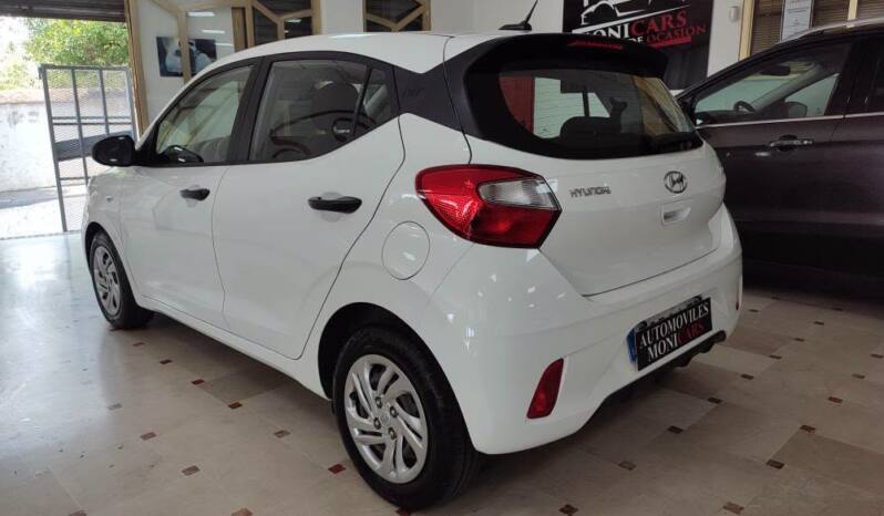HYUNDAI i10 ESSENCE lleno