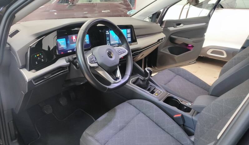 VOLKSWAGEN GOLF VIII LIFE lleno