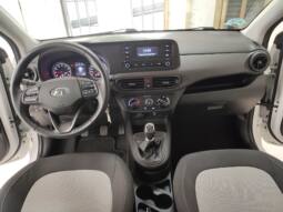 HYUNDAI i10 ESSENCE lleno