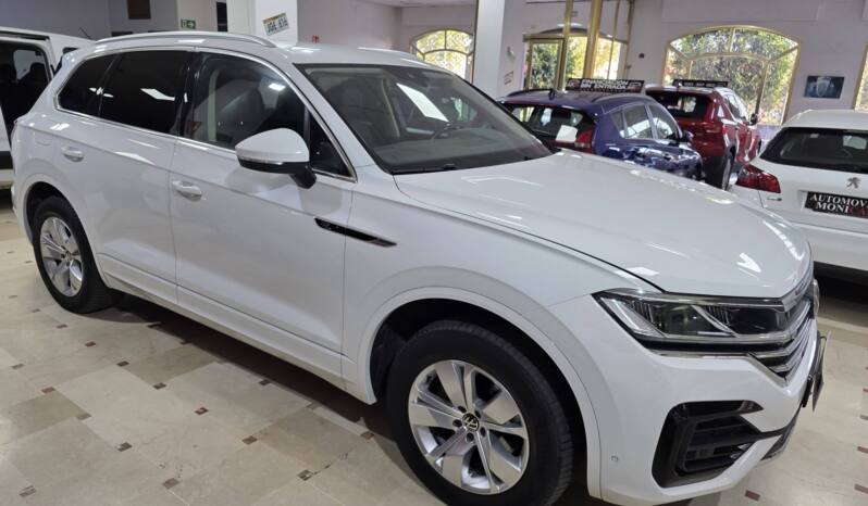 VOLKSWAGEN TOUAREG lleno