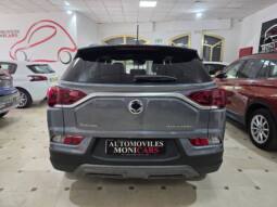 SSANGYONG KORANDO Limited 4×2 lleno